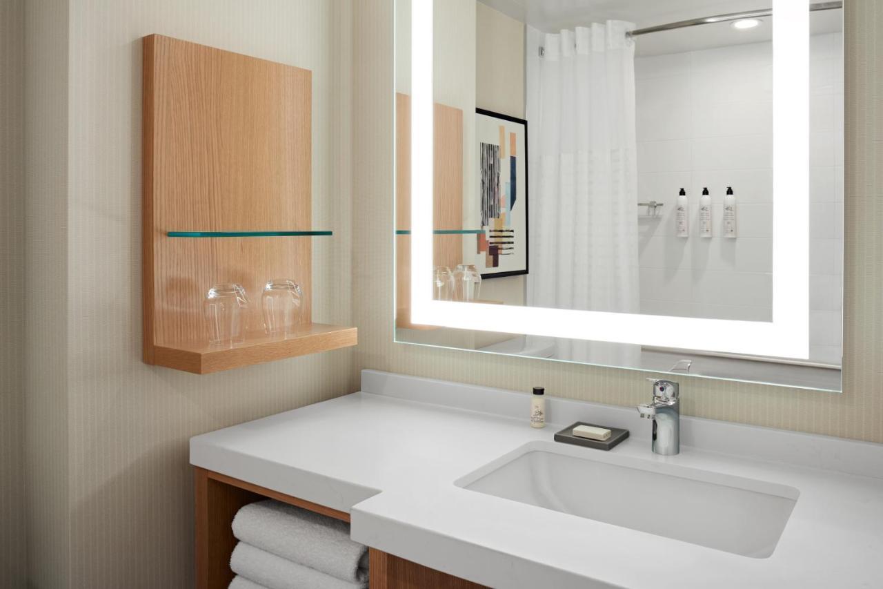 Delta Hotels Calgary Airport In-Terminal Luaran gambar